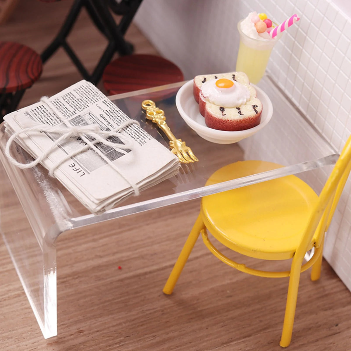 Dollhouse Table for Children M970