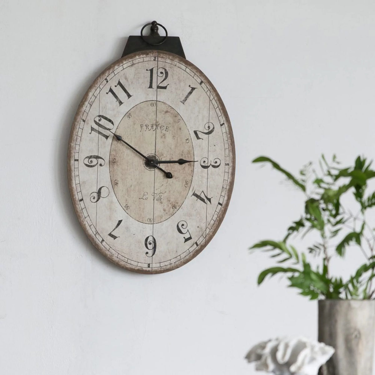 29" White and Black Oval Wall Clock X35999
