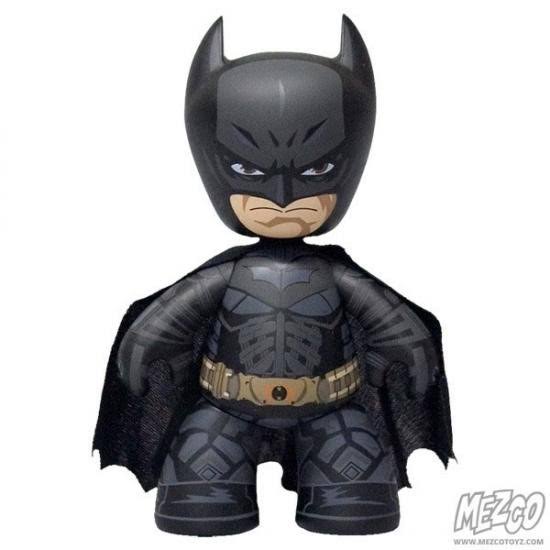 18 inch Dark Knight Batman Vinyl Figure J782284