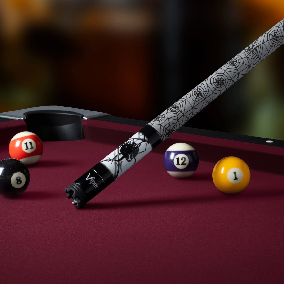 2 Piece 21 Ounce Pool Cue N638