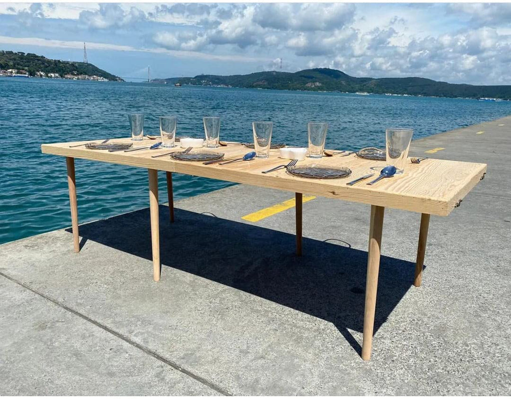 Natural Wood Low Foldable Picnic Table U6764