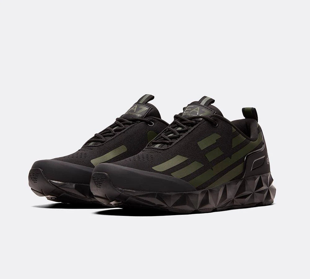 Black Trainer H9577