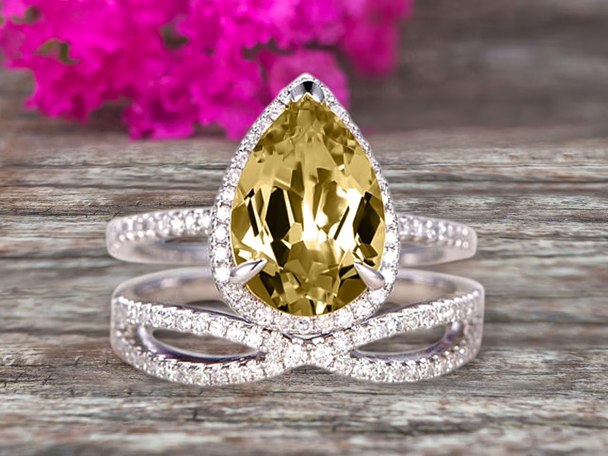 Champagne Diamond Moissanite Engagement Ring 2.5 Carat Pear Shape Gemstone Wedding Set On 10k White Gold With Matching Band Y4742