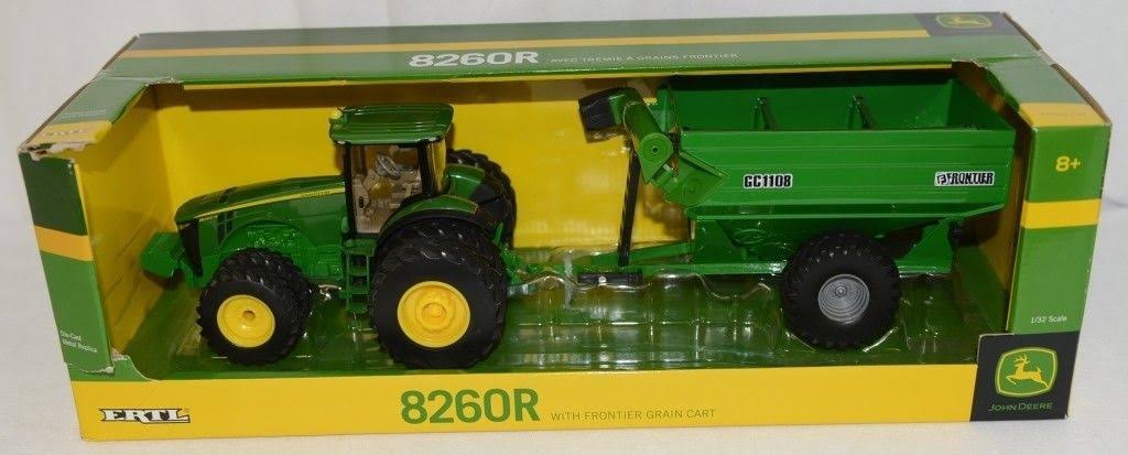 1:32 Scale Tractor with Grain Cart T32248