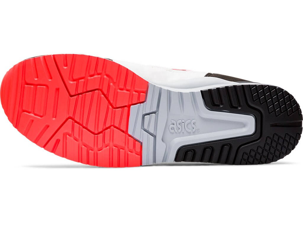 White Flash Coral Sneakers Z122504