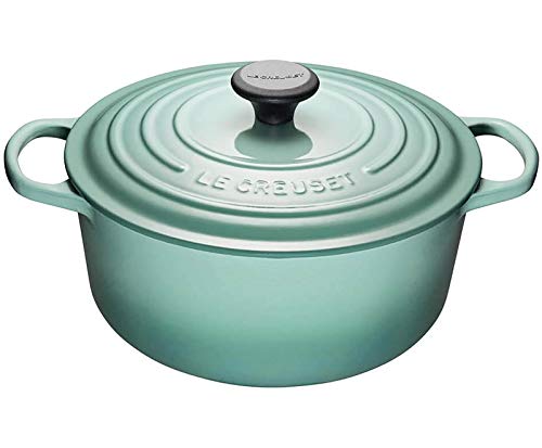 5.5 Quarts Enameled Cast-Iron Round Dutch Oven R996