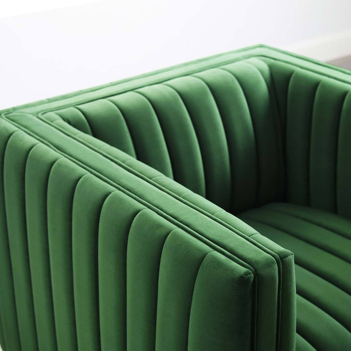 Emerald Performance Velvet Accent Armchair E571