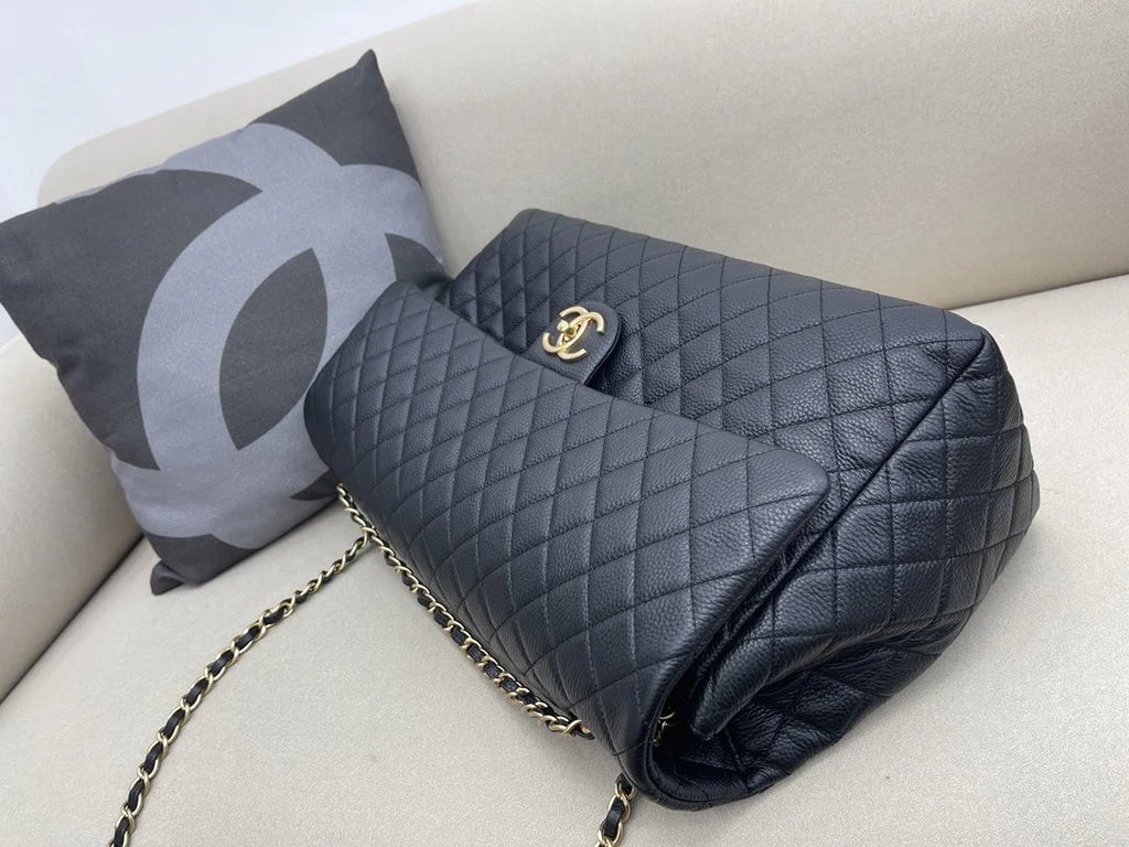 Black Luggage R62563