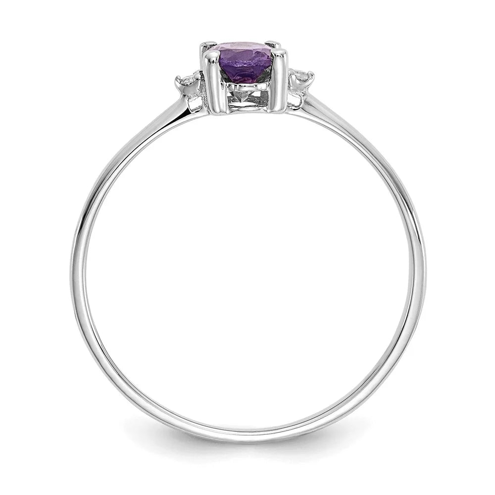 14 Karat White Gold Diamond and Amethyst Birthstone Ring U657